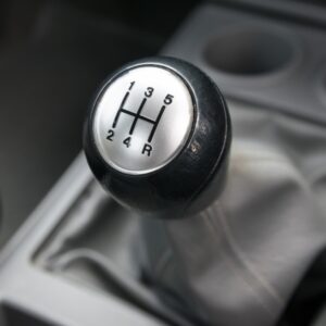 Manual vs Automatic Driving Lessons